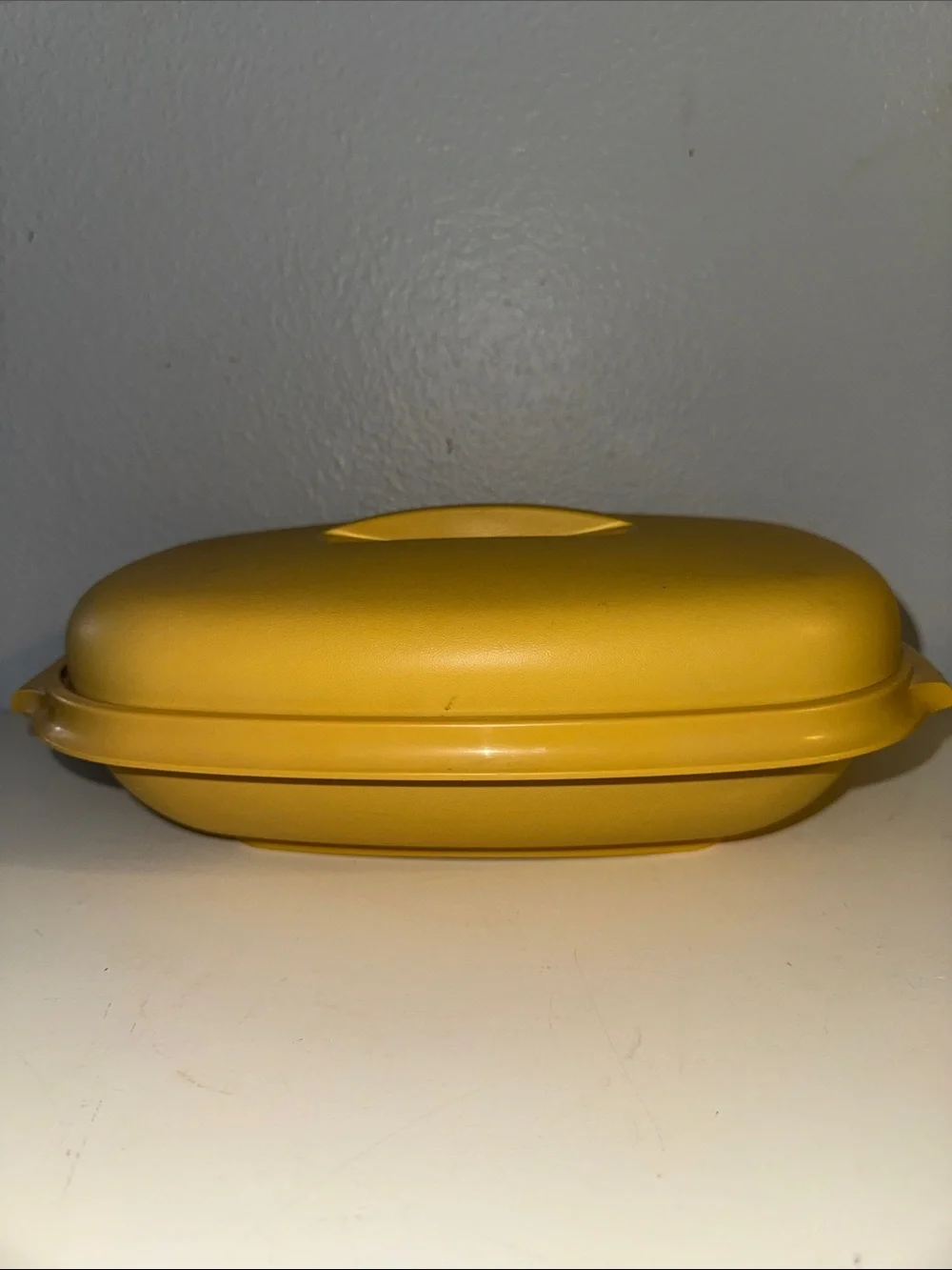 Vintage 70’s Tupperware  1273-76 “Harvest Gold” Microwaveable Steamer